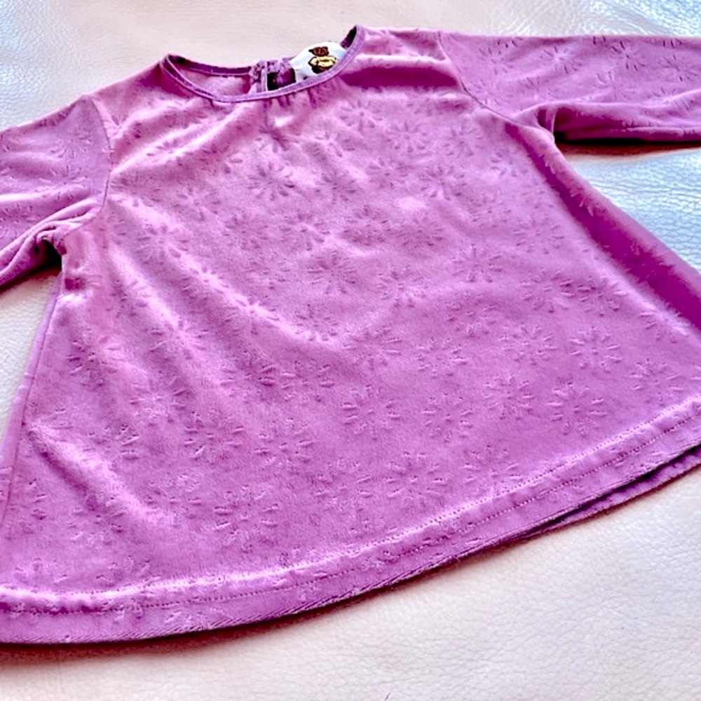 2T Vintage Made in Canada 🇨🇦 Crushed Velvet Flower Pattern Purple Flared Shirt